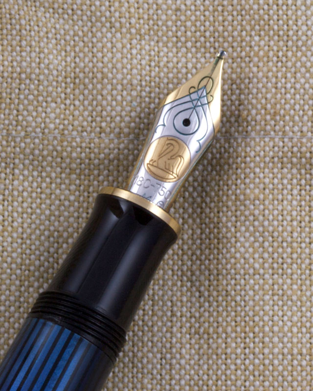 Pelikan M800